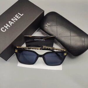Chanel Ladies fashion sunglasses
